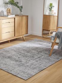 Teppich Yava, 70% Polyester, 30% Baumwolle (GRS-zertifiziert), Grau, Schwarz, B 120 x L 180 cm (Grösse S)