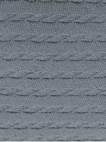 Kleines Plaid Pietro in Grau mit Zopfmuster, 100% Baumwolle, Grau, 125 x 150 cm