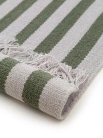 Tapis de couloir en laine tissé à la main avec franges Gitta, 90 % laine, 10 % coton

Les tapis en laine peuvent perdre des fibres lors des premières semaines et des peluches peuvent se former, ce phénomène est naturel et diminue à mesure de votre usage et du temps, Gris clair, vert foncé, larg. 70 x long. 200 cm