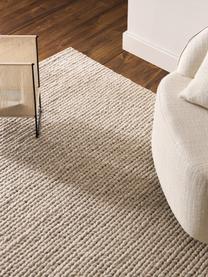 Tapis tressé en laine Bruna, 100 % laine, certifiée RWS

Les tapis en laine peuvent perdre des fibres lors des premières semaines et des peluches peuvent se former, ce phénomène est naturel et diminue à mesure de votre usage et du temps, Beige clair, larg. 80 x long. 150 cm (taille XS)