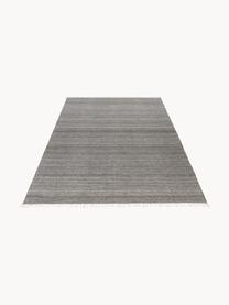 Tapis d'intérieur/d'extérieur tissé main avec franges Nador, 100 % polyéthylène, Gris foncé, larg. 80 x long. 150 cm (taille XS)