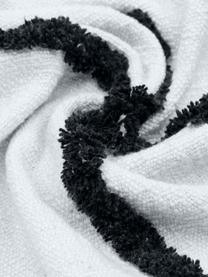 Boho plaid Lina met getufte decoratie, 70% katoen 30% polyester, Gebroken wit, zwart, 130 x 170 cm
