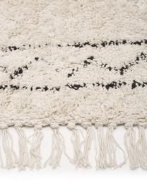 Handgetuft katoenen vloerkleed Fionn met franjes, 100% katoen, Lichtbeige, zwart, B 80 x L 150 cm (maat XS)