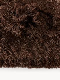 Tapis shaggy longs poils Jimmy, 100 % polyester, certifié GRS, Brun foncé, larg. 80 x long. 150 cm (taille XS)