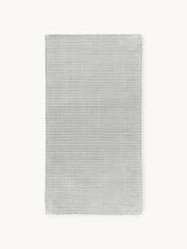 Tapis à poils longs moelleux tissé main Wes, 100 % polyester, certifié GRS, Gris clair, larg. 80 x long. 150 cm (taille XS)