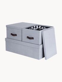 Set de cajas Inge, 3 uds., Caja: canvas, cartón macizo, Asa: cuero, Gris azulado, marrón, Set de diferentes tamaños