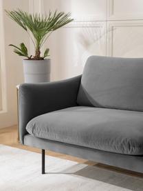 Samt-Ecksofa Moby, Bezug: Samt (Hochwertiger Polyes, Gestell: Massives Kiefernholz, Bir, Füße: Metall, pulverbeschichtet, Samt Grau, B 280 x T 160 cm, Eckteil links