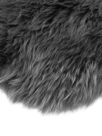 Alfombra de piel de oveja Oslo, Parte delantera: 100% piel de oveja, Parte trasera: 100% cuero curtido, Gris oscuro, An 60 x L 180 cm