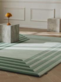 Tapis en laine tufté à la main Tilo, 100 % laine

Les tapis en laine peuvent perdre des fibres lors des premières semaines et des peluches peuvent se former, ce phénomène est naturel et diminue à mesure de votre usage et du temps, Tons verts, larg. 160 x long. 230 cm (taille M)