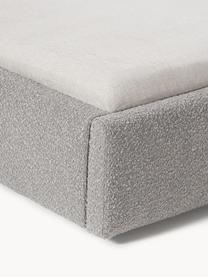 Letto imbottito in bouclé con contenitore Cloud, Rivestimento: bouclé (80% poliestere, 2, Piedini: legno di betulla laccato , Bouclé grigio, Larg. 140 x Lung. 200 cm