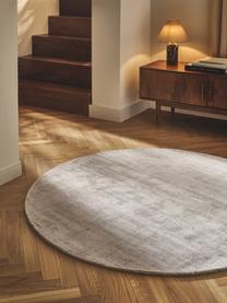 Tapis rond en viscose tissé main Jane, Grège, Ø 300 cm (taille XXL)