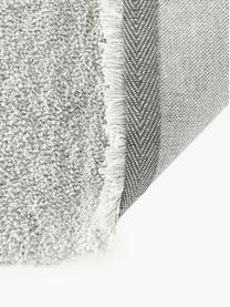 Flauschiger Hochflor-Läufer Leighton, Flor: Mikrofaser (100% Polyeste, Hellgrau, B 80 x L 200 cm