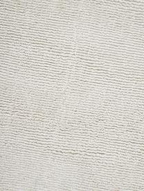 Handgeweven viscose vloerkleed Jane, Bovenzijde: 100% viscose, Onderzijde: 100% katoen, Gebroken wit, B 400 x L 500 cm