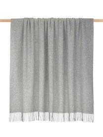 Plaid in lana leggero con finitura a frange Patriciu, 100% lana, Grigio chiaro, Larg. 130 x Lung. 170 cm