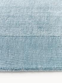 Laagpolig vloerkleed Kari, 100% polyester, GRS-gecertificeerd, Blauwtinten, B 80 x L 150 cm (maat XS)