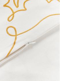 Copricuscino ricamato con motivo natalizio Alora, 100% cotone, Bianco, giallo senape, Larg. 45 x Lung. 45 cm