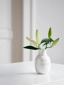Kleine handgefertigte Design-Vase Omaggio, Keramik, Weiss, Perlmuttfarben, Ø 8 x H 13 cm