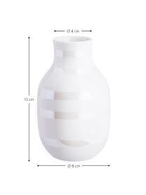 Kleine handgefertigte Design-Vase Omaggio, Keramik, Weiss, Perlmuttfarben, Ø 8 x H 13 cm