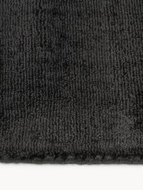 Tapis en viscose tissé main Jane, Anthracite, larg. 160 x long. 230 cm (taille M)