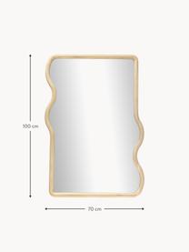 Wellenförmiger Wandspiegel Stream aus Holz, Rahmen: Eschenholz, Spiegelfläche: Spiegelglas, Rückseite: Mitteldichte Holzfaserpla, Beige, B 70 x H 100 cm