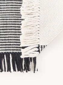 Handgetufte laagpolige loper Kami met franjes, 100% polyester, GRS-gecertificeerd, Gebroken wit, zwart, B 80 x L 250 cm