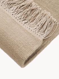 Tappeto in lana fatto a mano con frange Liv, 80% lana, 20% cotone

Nel caso dei tappeti di lana, le fibre possono staccarsi nelle prime settimane di utilizzo, questo si riduce con l'uso quotidiano e la formazione di lanugine diminuisce, Beige, Larg. 80 x Lung. 150 cm