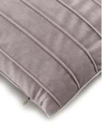 Housse de coussin en velours gris clair Lola, Velours (100 % polyester), Gris, larg. 30 x long. 50 cm