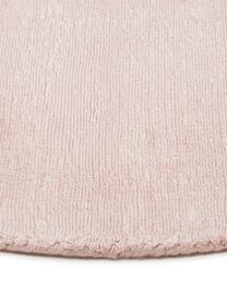 Ręcznie tkany dywan z wiskozy w kształcie łzy Jane Drop, Blady różowy, ∅ 150 cm (Rozmiar M)