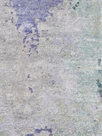 Tappeto in viscosa tessuto a mano Silk Shadows, 75% viscosa, 25% lana neozelandese, Tonalità verdi, tonalità blu, lilla, Larg. 60 x Lung. 90 cm (taglia XS)