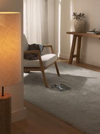 Huňatý koberec s vysokým vlasom Leighton, Svetlosivá, Š 80 x D 150 cm (veľkosť XS)