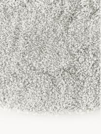 Načechraný kulatý koberec s vysokým vlasem Leighton, Světle šedá, Ø 150 cm (velikost M)