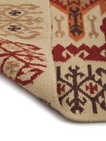 Ręcznie tkany dywan kilim z wełny Ria, 100% wełna
Włókna dywanów wełnianych mogą nieznacznie rozluźniać się w pierwszych tygodniach użytkowania, co ustępuje po pewnym czasie, Czerwony, beżowy, pomarańczowy, brązowy, S 155 x D 240 cm (Rozmiar M)