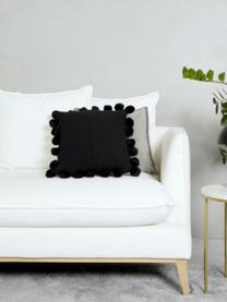 Housse de coussin 40x40 avec pompons Molly, 100 % coton

Le matériau est certifié STANDARD 100 OEKO-TEX®, 11.HIN.00050, HOHENSTEIN HTTI, Noir, larg. 40 x long. 40 cm