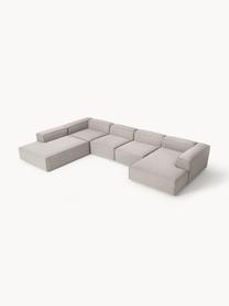 Divano ampio componibile in bouclé Lennon, Rivestimento: bouclé (100% poliestere) , Struttura: legno di pino massiccio, , Piedini: plastica Questo prodotto , Bouclé taupe, Larg. 418 x Prof. 269 cm, chaise longue a destra