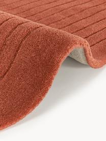 Tapis rond en laine tuftée main Mason, 100 % laine, certifiée RWS

Les tapis en laine peuvent perdre des fibres lors des premières semaines et des peluches peuvent se former, ce phénomène est naturel et diminue à mesure de votre usage et du temps, Rouge rouille, Ø 120 cm (taille S)