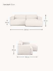 Divano angolare 3 posti Melva, Rivestimento: 100% poliestre Il rivesti, Struttura: pino massiccio, certifica, Tessuto bianco latte, Larg. 239 x Prof. 143 cm, chaise-longue a sinistra