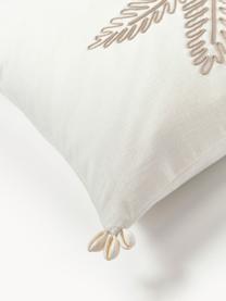 Housse de coussin 45x45 brodée avec détails de coquillages Tamir, Blanc crème, beige, larg. 45 x long. 45 cm