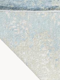 Ručně tkaný viskózový koberec Silk Shadows, 75 % viskóza, 25 % novozélandská vlna, Odstíny zelené, odstíny modré, fialová, Š 60 cm, D 90 cm (velikost XS)