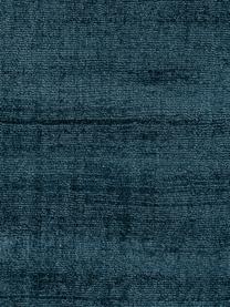 Handgeweven viscose loper Jane in donkerblauw, Bovenzijde: 100% viscose, Onderzijde: 100% katoen, Donkerblauw, B 80 cm x L 250 cm