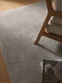 Flauschiger Hochflor-Teppich Leighton, Flor: Mikrofaser (100 % Polyest, Hellgrau, B 80 x L 150 cm (Größe XS)