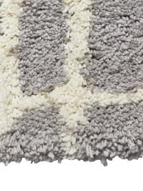 Flauschiger Hochflor-Teppich Amelie, handgetuftet, Flor: 100 % Polyester, Grau, Cremeweiß, B 80 x L 150 cm (Größe XS)