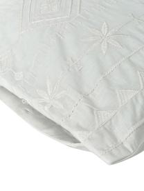 Funda de almohada bordada de algodón Elaine, 100% algodón

Densidad de hilo 140 TC, calidad estándar

El algodón da una sensación agradable y suave en la piel, absorbe bien la humedad y es adecuado para personas alérgicas, Blanco estampado, An 50 x L 70 cm