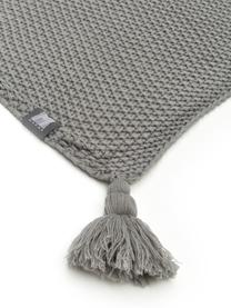 Plaid a maglia con frange Lisette, 100% poliacrilico, Grigio, Larg. 130 x Lung. 170 cm