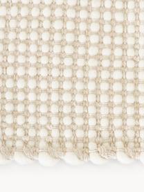 Ručně tkaný vlněný koberec Amaro, 100 % vlna (certifikace RWS)

V prvních týdnech používání vlněných koberců se může objevit charakteristický jev uvolňování vláken, který po několika týdnech používání zmizí., Béžová, krémově bílá, Š 160 cm, D 230 cm (velikost M)