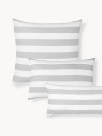 Funda de almohada doble cara de algodón a rayas Lorena, Gris claro, blanco, An 45 x L 110 cm