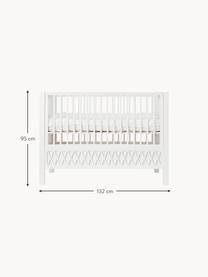 Höhenverstellbares Baby-Bett Harlequin, 60 x 120 cm, Kiefernholz, mitteldichte Holzfaserplatte (MDF), lackiert mit VOC-freier Farbe

Dieses Produkt wird aus nachhaltig gewonnenem, FSC®-zertifiziertem Holz gefertigt., Kiefernholz, weiß lackiert, B 60 x L 120 cm