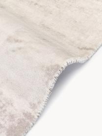 Alfombra de pelo corto Aviva, 100% poliéster con certificado GRS

El material utilizado para este producto ha sido probado contra sustancias nocivas y está certificado según STANDARD 100 por OEKO-TEX®, HOHENSTEIN HTTI, 21.HIN.71270., Tonos beige, An 200 x L 300 cm (Tamaño L)