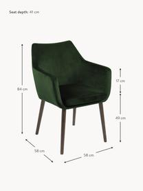 Silla con reposabrazos de terciopelo Nora, Tapizado: terciopelo de poliéster A, Patas: madera de roble curtida, Terciopelo verde profundo, madera de roble oscura, An 58 x F 58 cm