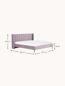 Gestoffeerd fluwelen bed Dusk, Bekleding: polyester fluweel Met 30., Frame: massief grenenhout en pla, Poten: gepoedercoat metaal Dit p, Fluweel lavendel, B 140 x L 200 cm