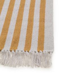 Alfombra de lana Gitta, 90% lana, 10% algodón
Las alfombras de lana se pueden aflojar durante las primeras semanas de uso, la pelusa se reduce con el uso diario, Amarillo, gris claro, An 70 x L 200 cm